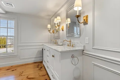 24 Great Bay Road Greenland NH 03840