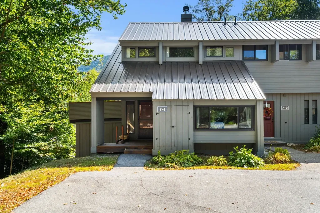 7 Overbrook Hamlet Way Lincoln NH 03251