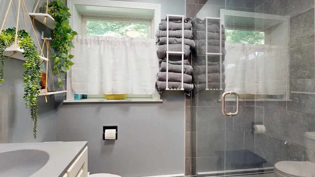 85 Sand Road Colchester VT 05446