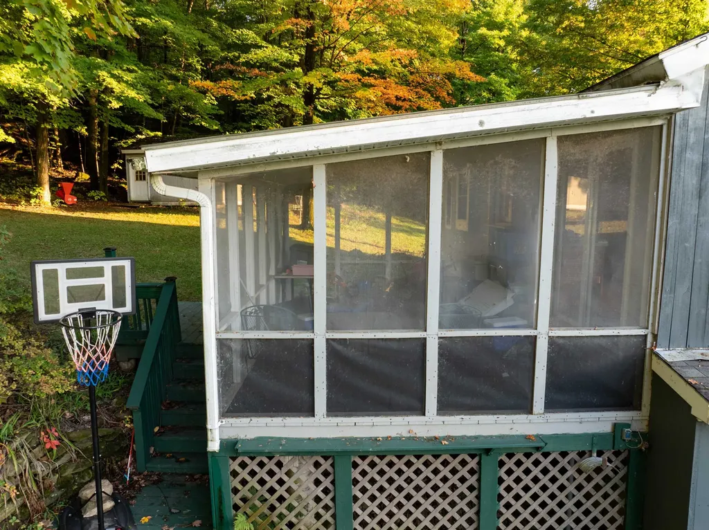 85 Sand Road Colchester VT 05446