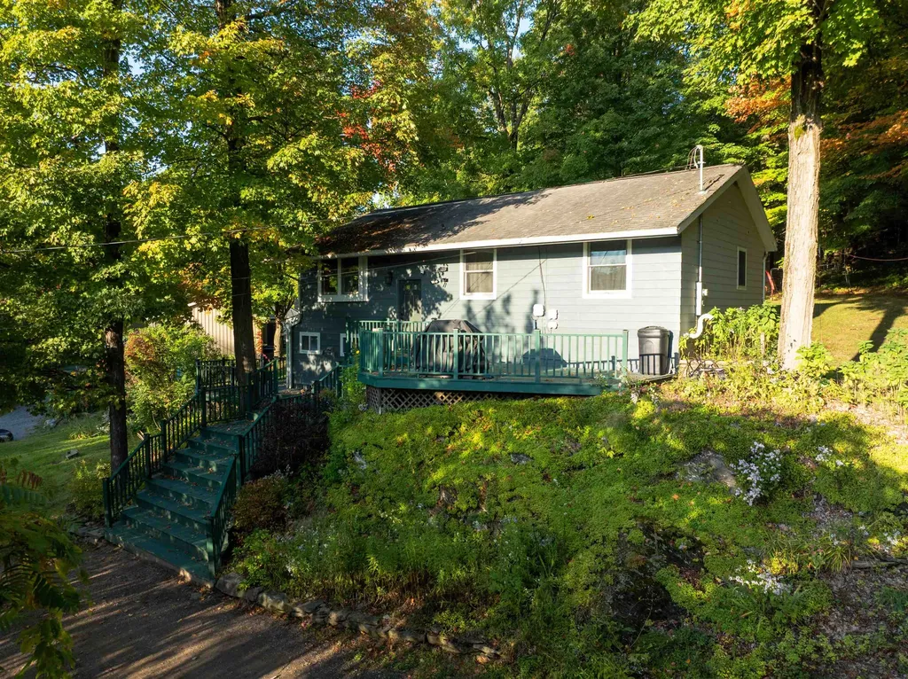 85 Sand Road Colchester VT 05446