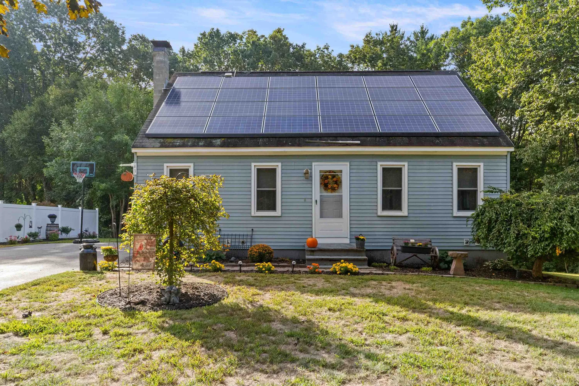 43 Donna Drive Pembroke NH 03275