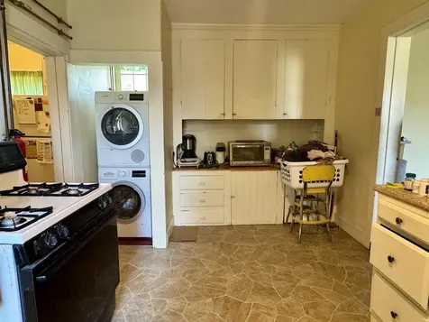 109 Caledonia Street St. Johnsbury VT 05819