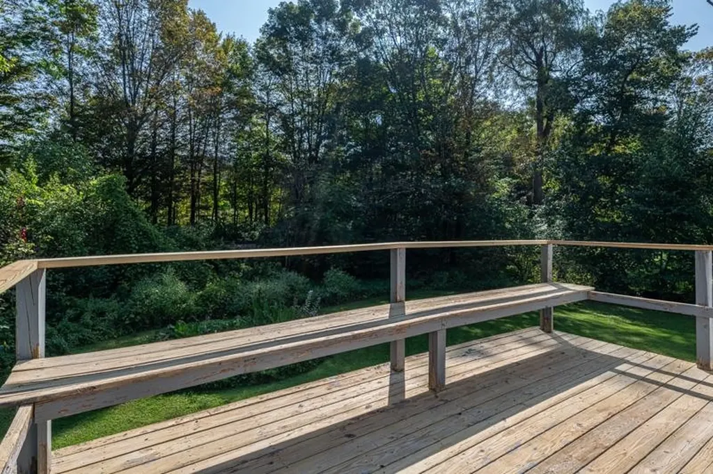 557 Beech Street Manchester VT 05255