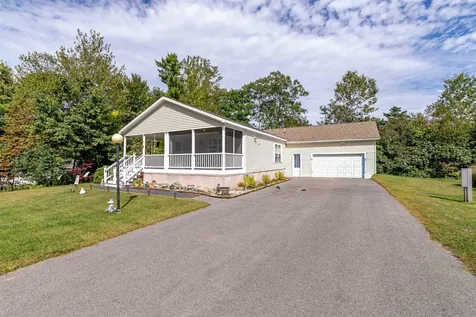 10 Tumbleweed Drive Rochester NH 03867