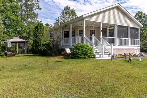 10 Tumbleweed Drive Rochester NH 03867