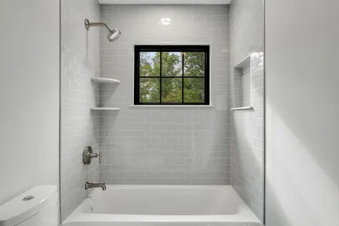 958 East Woodstock Road Woodstock VT 05091