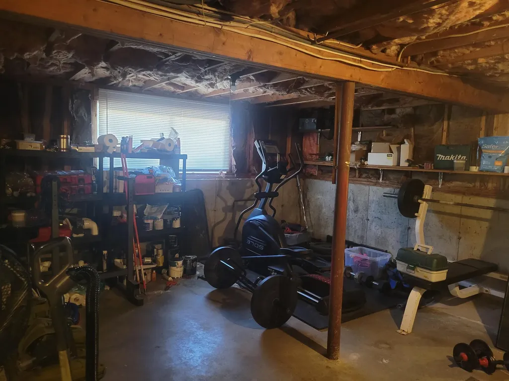 120 Derryfield Court Manchester NH 03104