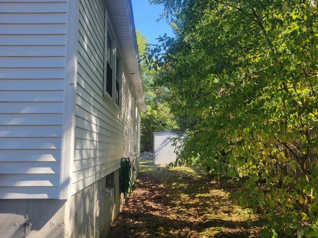 120 Derryfield Court Manchester NH 03104