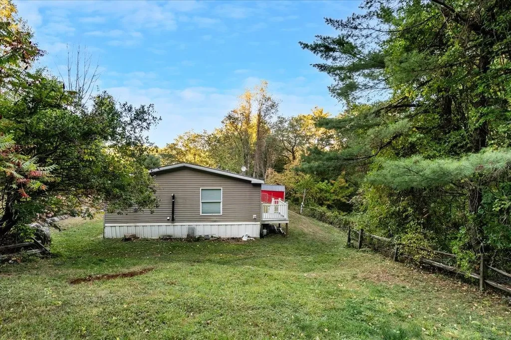 150 Summit Street Franklin NH 03235