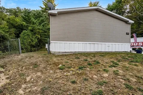 150 Summit Street Franklin NH 03235