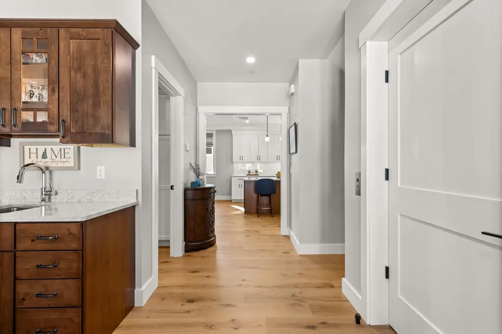 4 Little Bay Drive Dover NH 03820