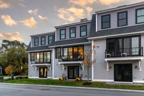 4 Little Bay Drive Dover NH 03820