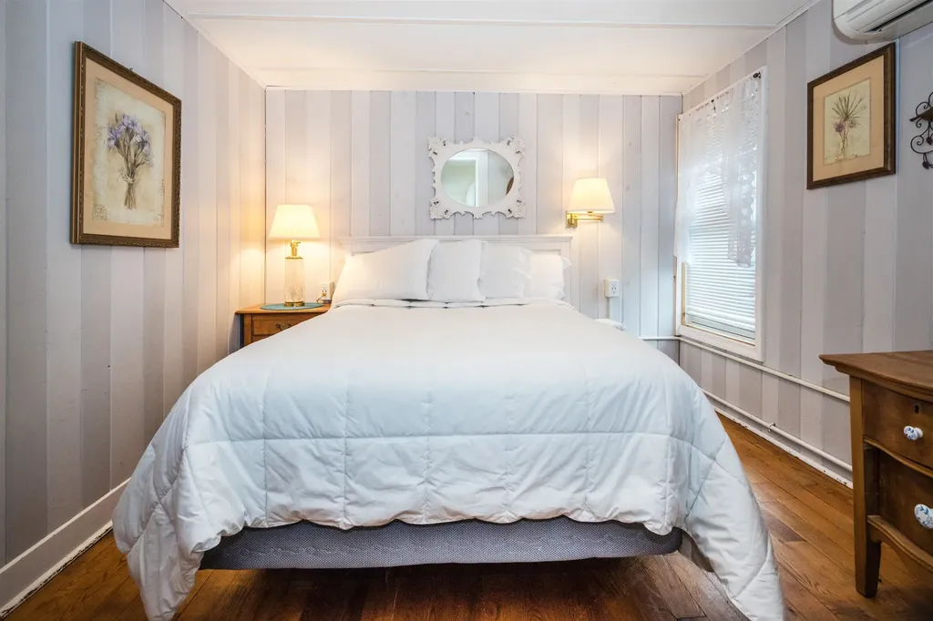 78 Cream Hill Road Mendon VT 05701