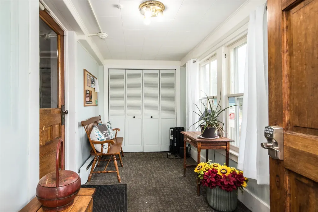 78 Cream Hill Road Mendon VT 05701