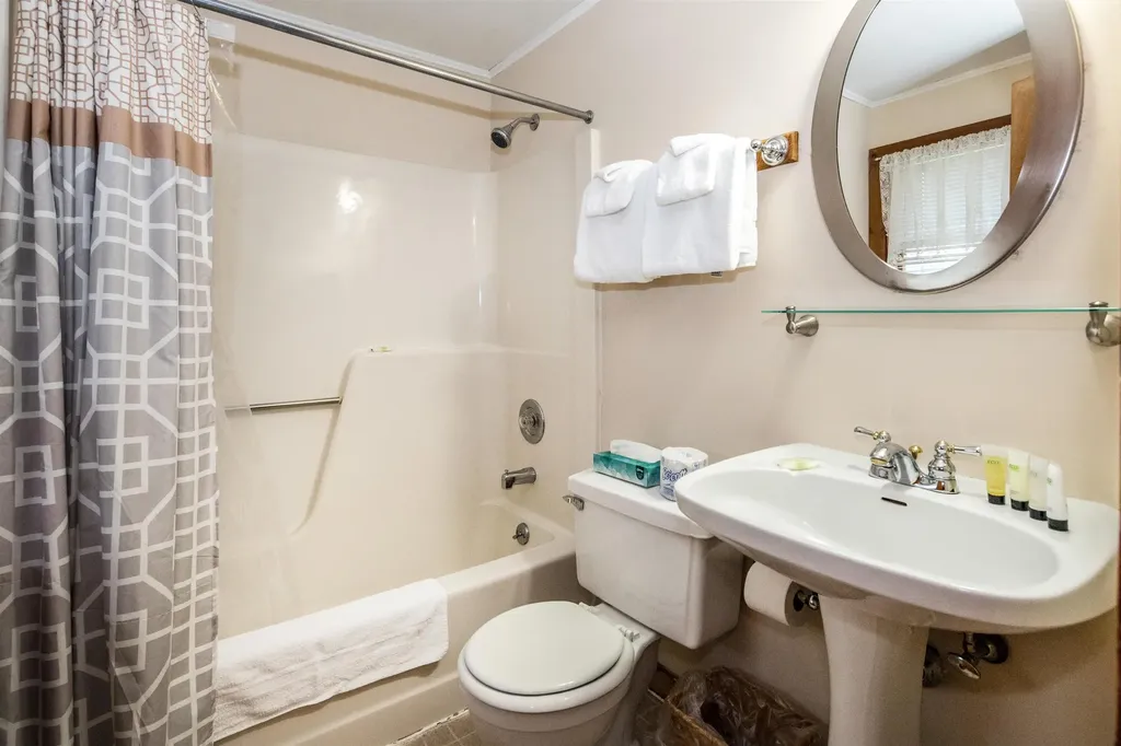 78 Cream Hill Road Mendon VT 05701