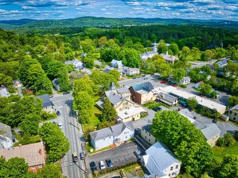 11 Beaver Meadow Road Norwich VT 05055