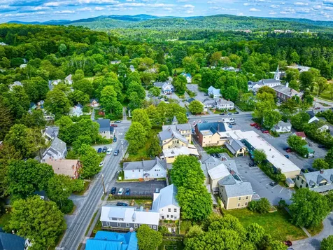 11 Beaver Meadow Road Norwich VT 05055