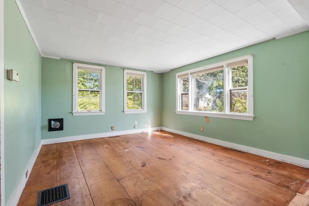 41 Newington Road Greenland NH 03840