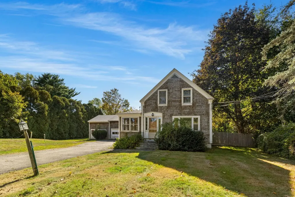 41 Newington Road Greenland NH 03840