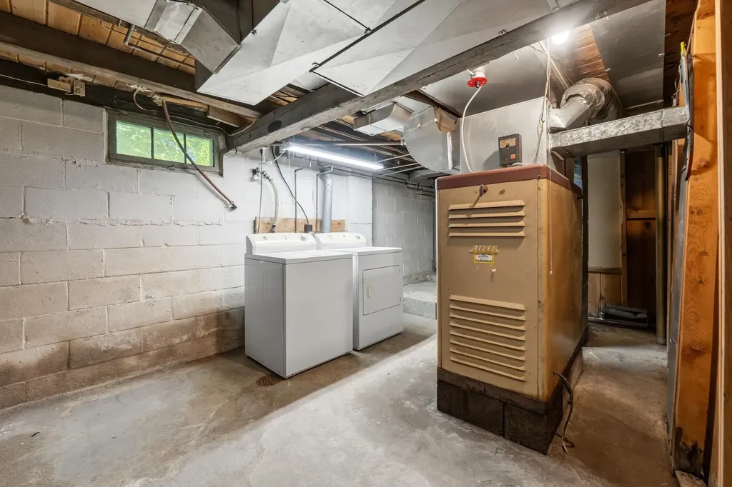 41 Newington Road Greenland NH 03840