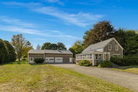 41 Newington Road Greenland NH 03840