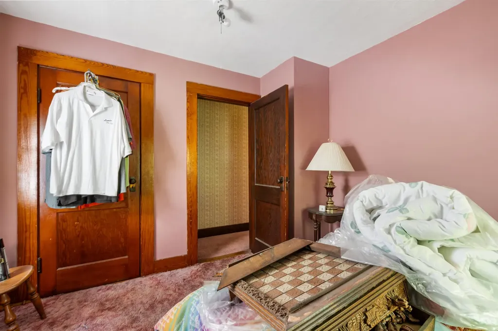 21 Spring Street Colebrook NH 03576