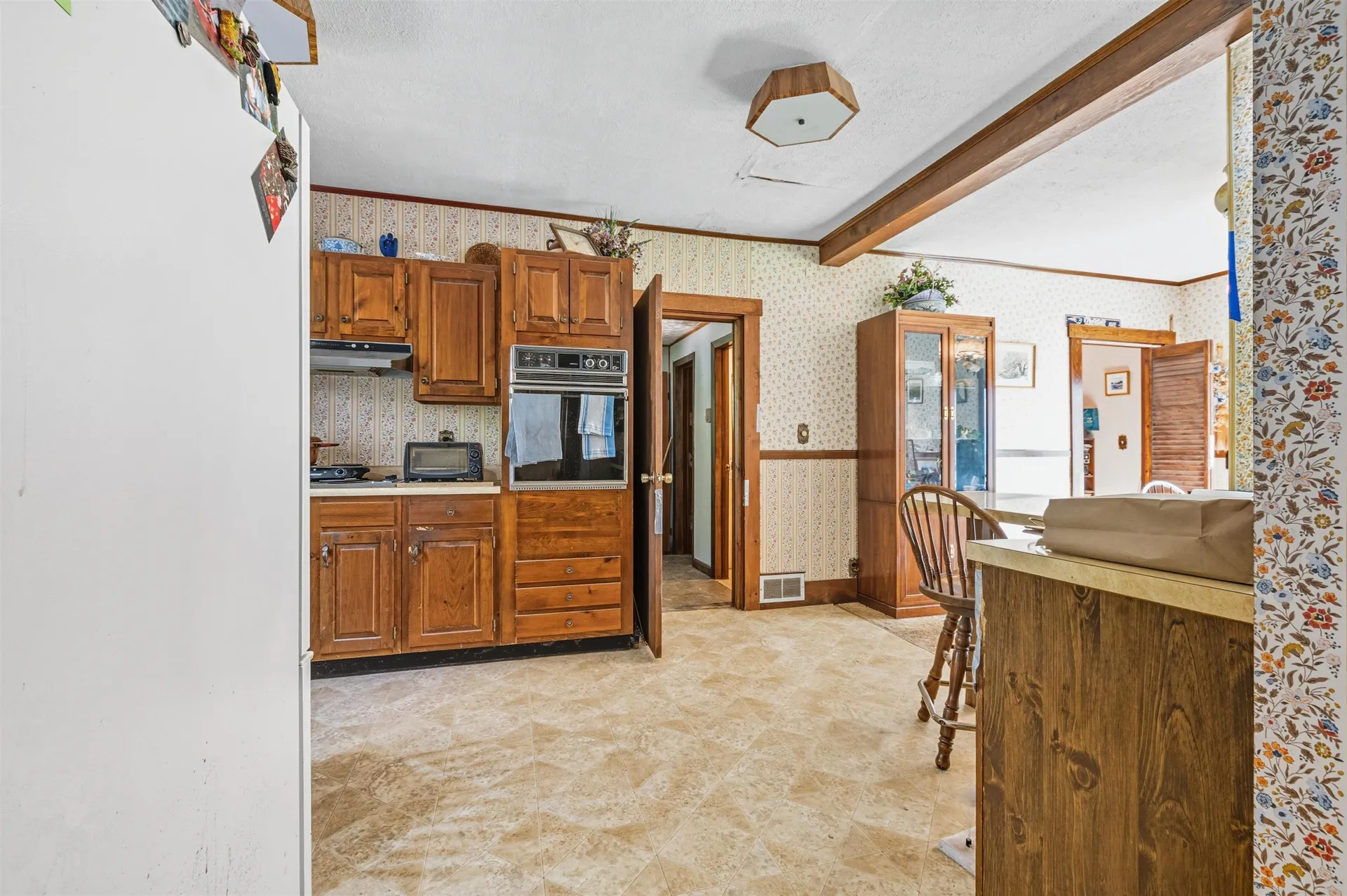 21 Spring Street Colebrook NH 03576