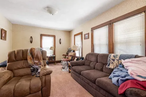 21 Spring Street Colebrook NH 03576