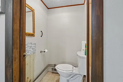 21 Spring Street Colebrook NH 03576