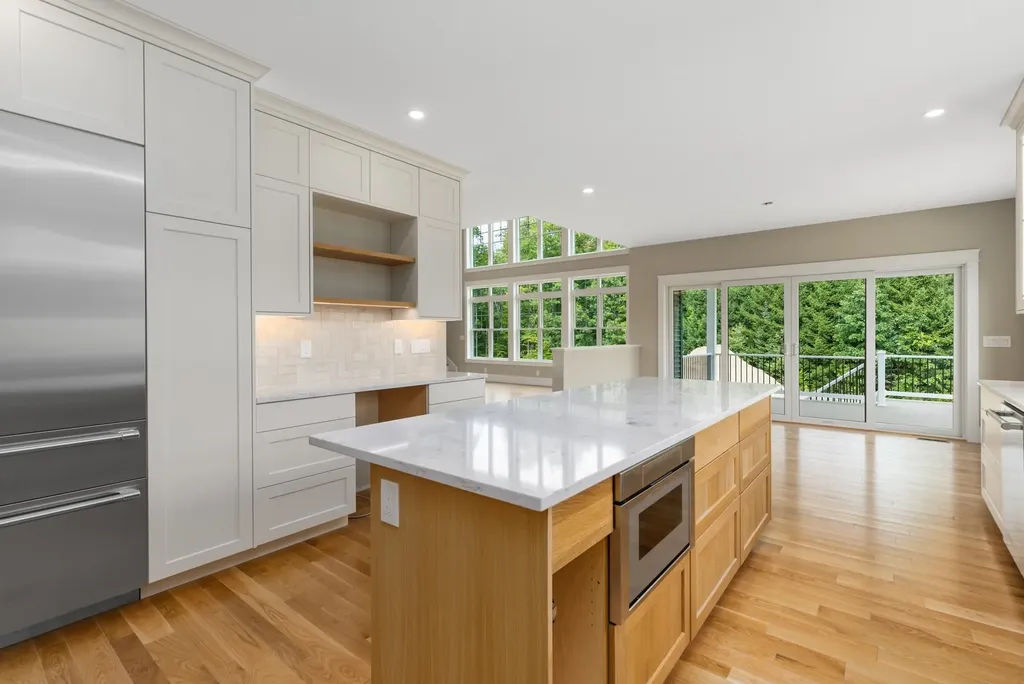 10 Shipwright Way Newington NH 03801