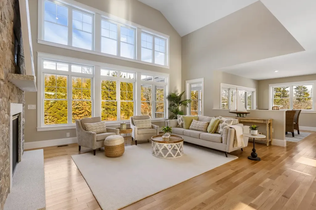 10 Shipwright Way Newington NH 03801