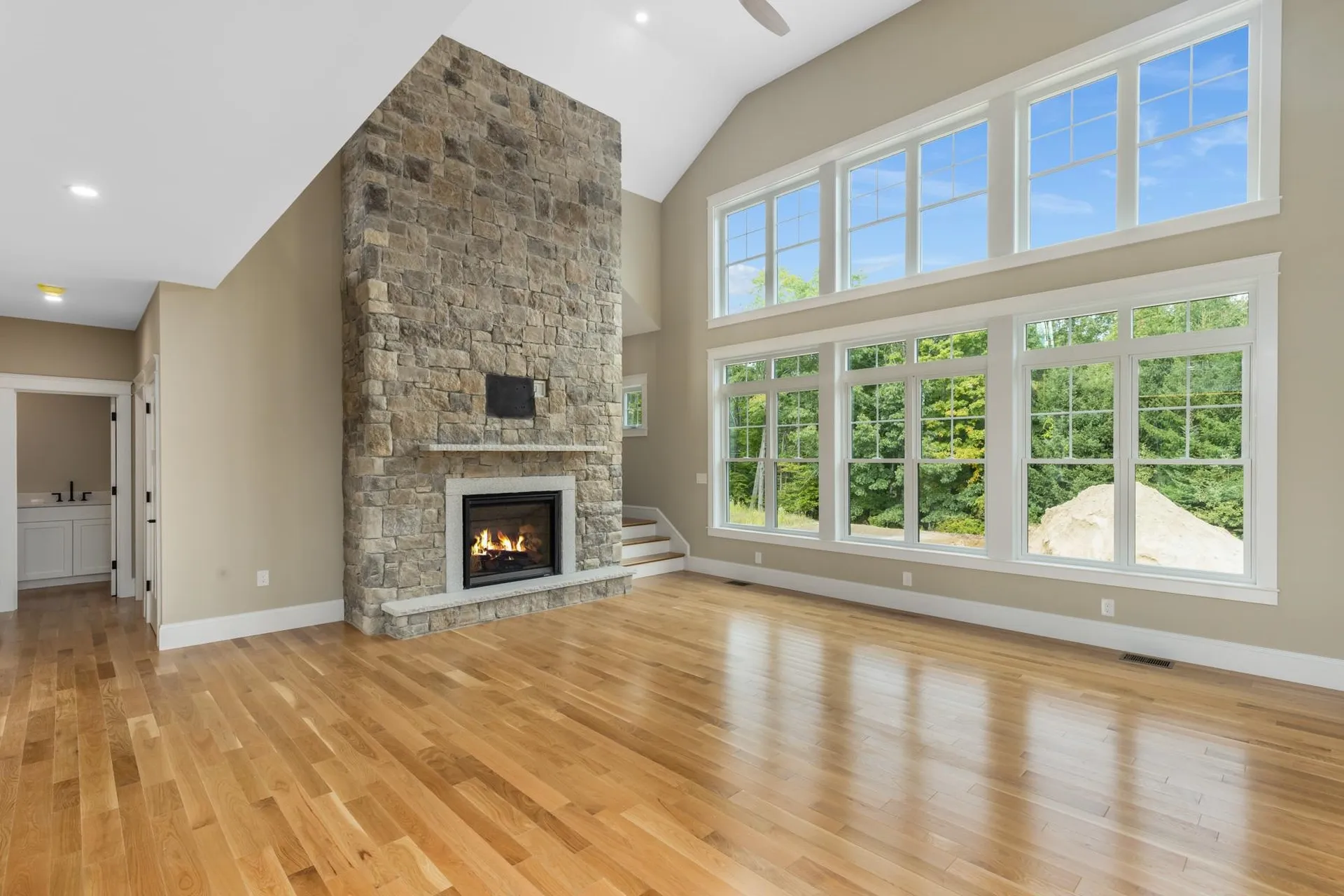 10 Shipwright Way Newington NH 03801