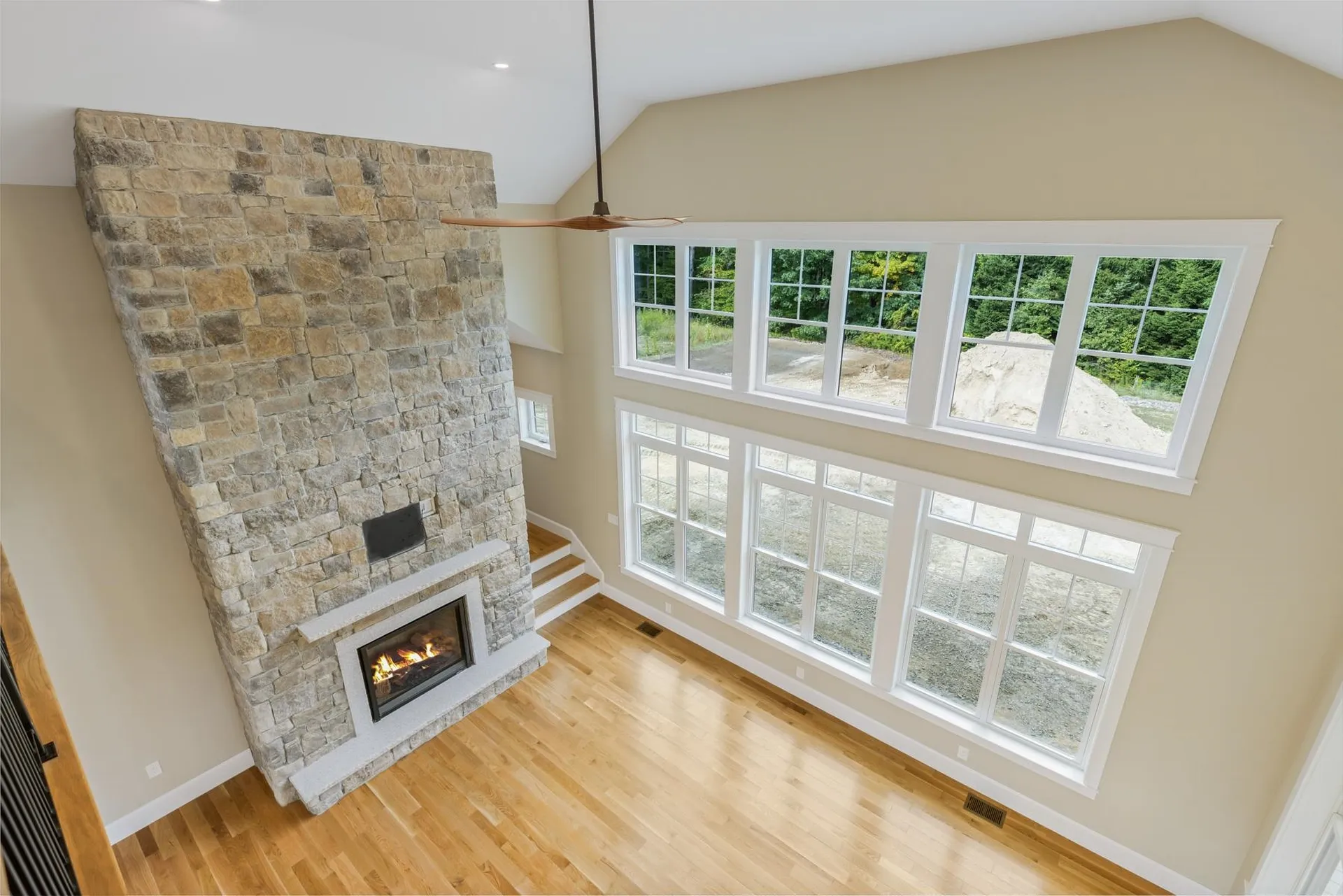 10 Shipwright Way Newington NH 03801