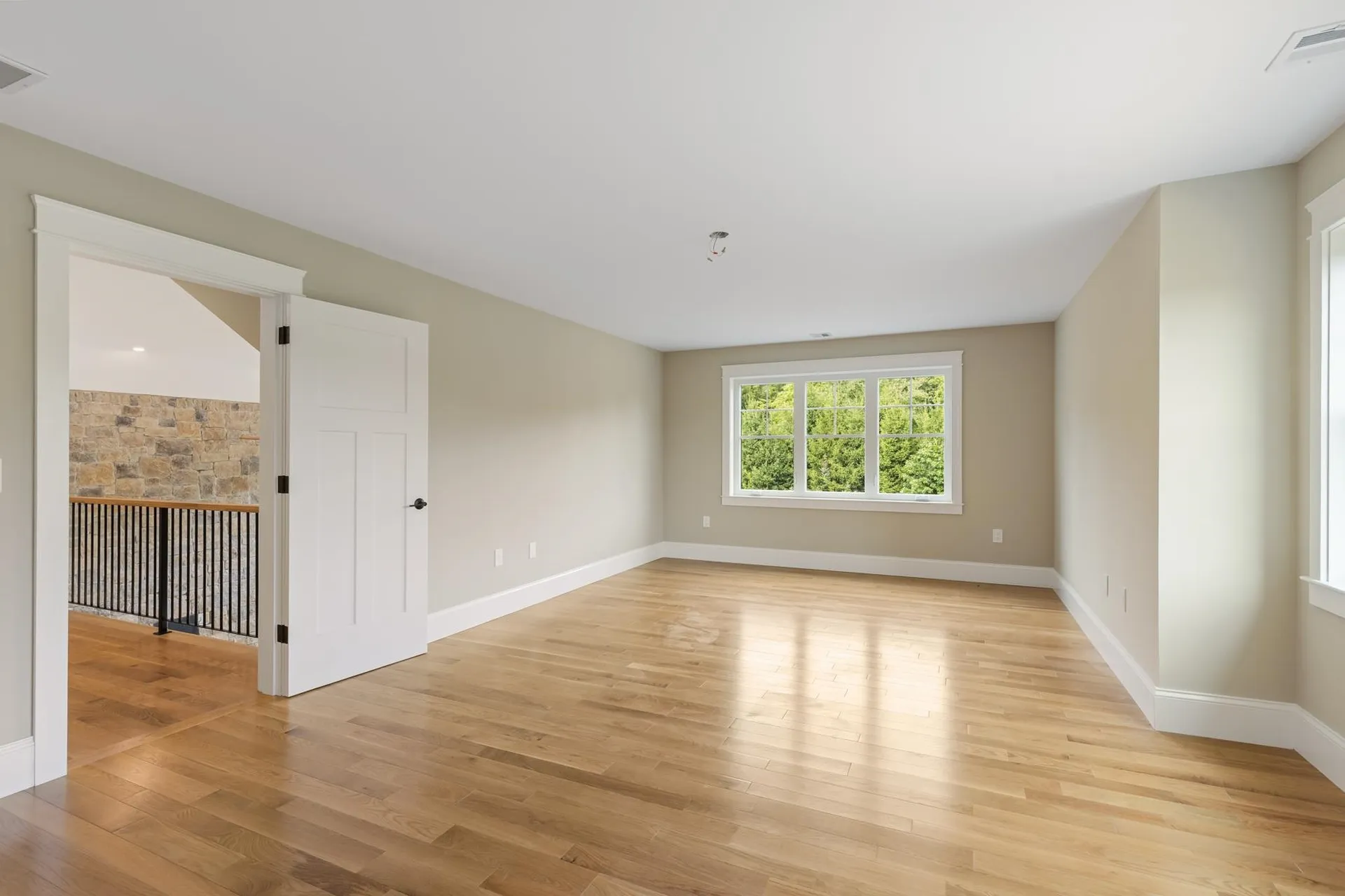 10 Shipwright Way Newington NH 03801