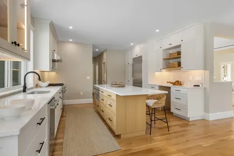 10 Shipwright Way Newington NH 03801