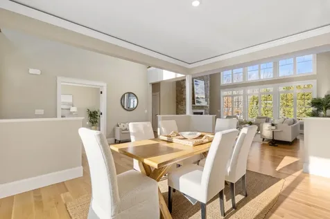 10 Shipwright Way Newington NH 03801