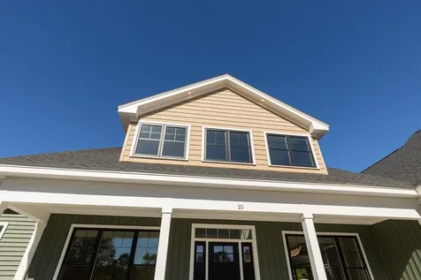 10 Shipwright Way Newington NH 03801