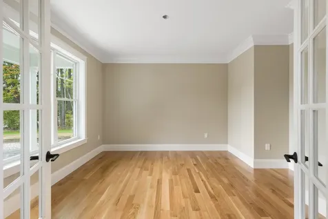 10 Shipwright Way Newington NH 03801