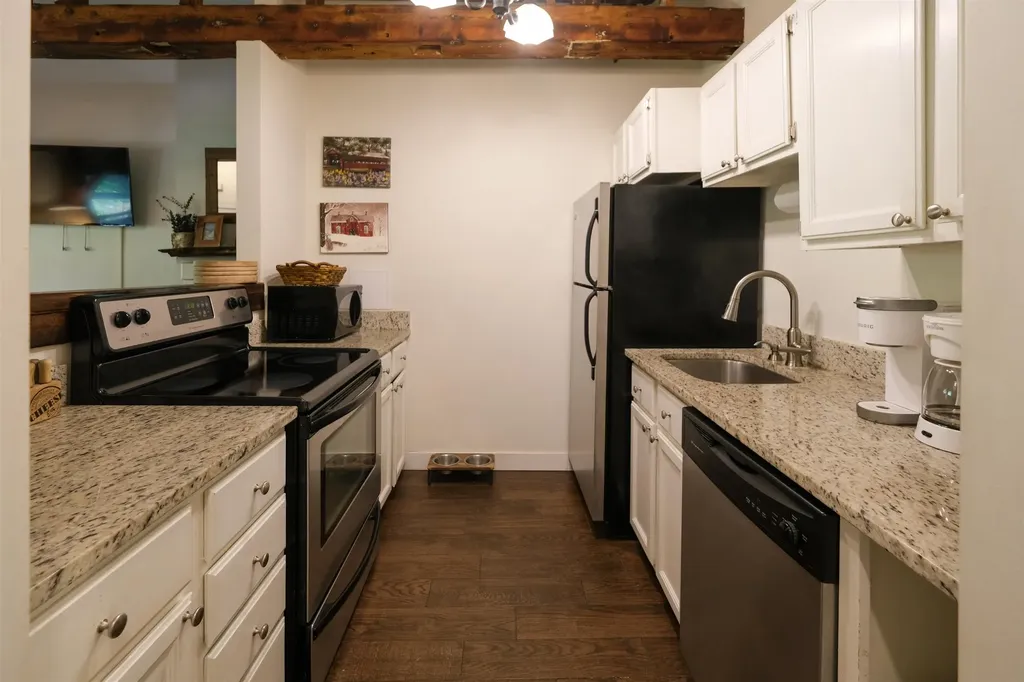 145 Main Street Ludlow VT 05149