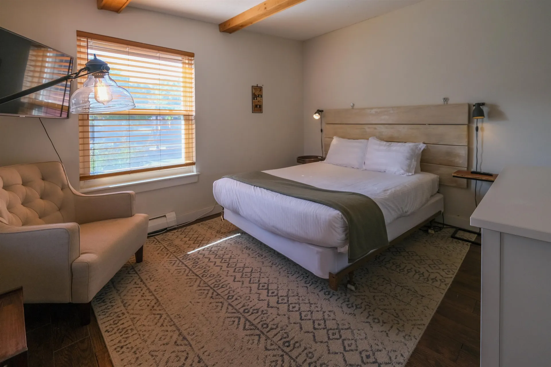 145 Main Street Ludlow VT 05149