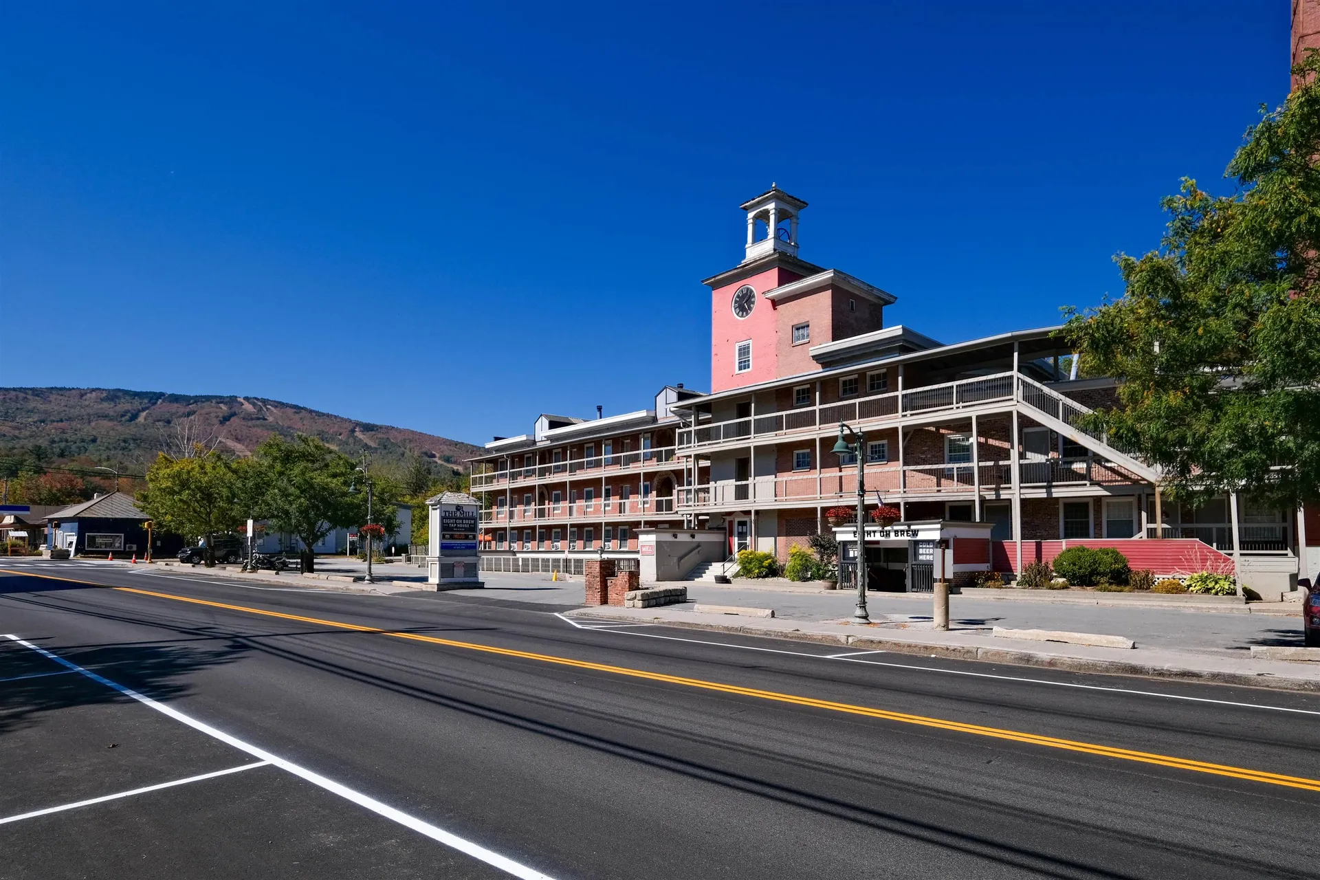 145 Main Street Ludlow VT 05149