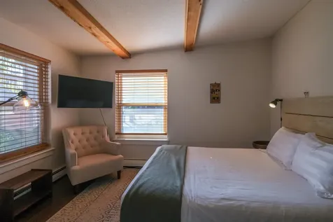 145 Main Street Ludlow VT 05149