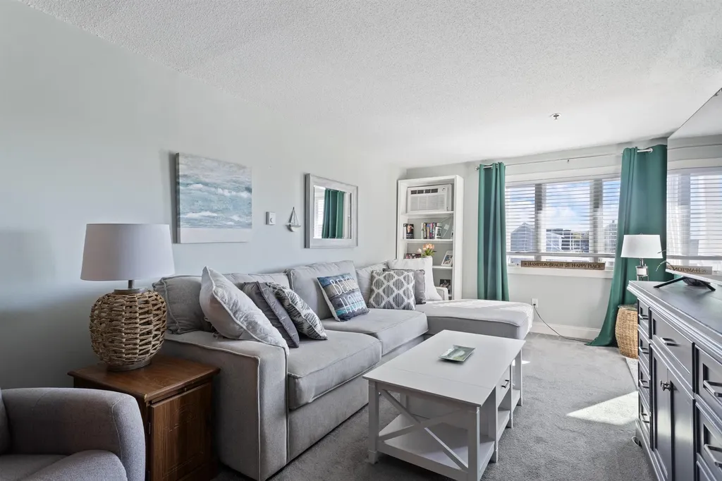 493 Ocean Boulevard Hampton NH 03842