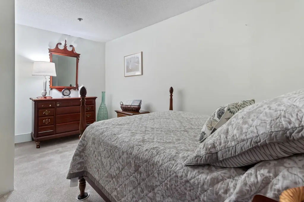 493 Ocean Boulevard Hampton NH 03842