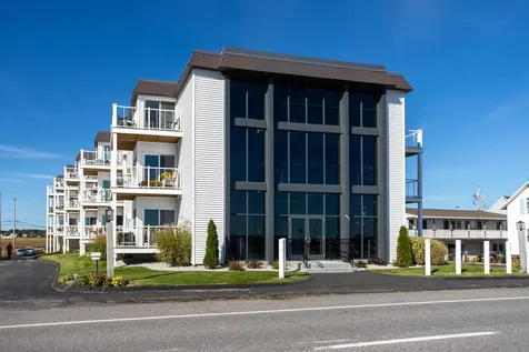 493 Ocean Boulevard Hampton NH 03842