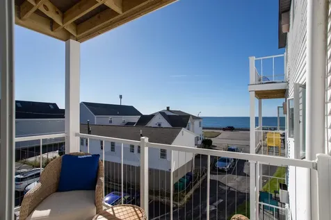 493 Ocean Boulevard Hampton NH 03842