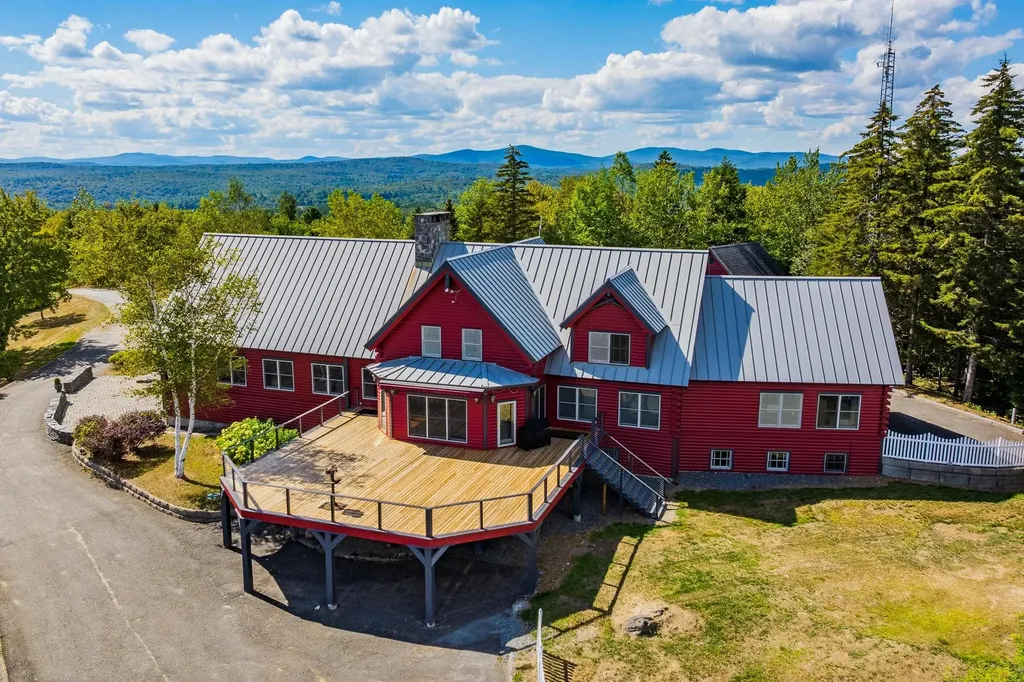 1950 Collins Road Halifax VT 05358