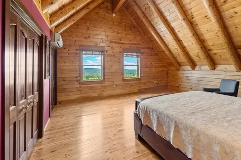 1950 Collins Road Halifax VT 05358