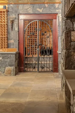 1950 Collins Road Halifax VT 05358